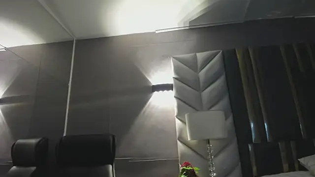 Snapshot of ChloeHarper_ chatting on May 7, 2026, 11:37 am ChloeHarper online show from May 7, 2026, 11:37 am