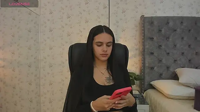 Snapshot of ChloeHarper_ chatting on May 28, 2026, 11:40 am ChloeHarper online show from May 28, 2026, 11:40 am