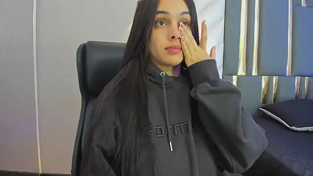 Snapshot of ChloeHarper_ chatting on May 29, 2026, 11:52 am ChloeHarper online show from May 29, 2026, 11:52 am