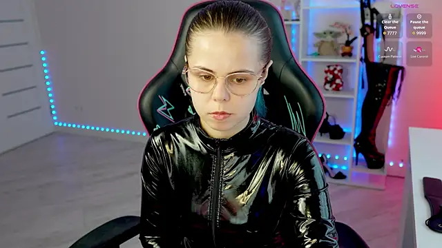 Snapshot of Latex_Kitty chatting on June 3, 2026, 4:34 pm Latex Kitty online show from June 3, 2026, 4:34 pm