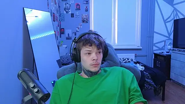 DENIS HERE online show from March 19, 2025, 3:51 pm