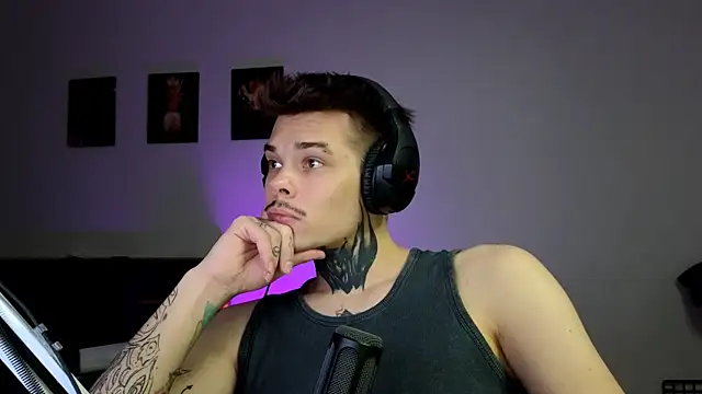 DENIS HERE online show from November 12, 2025, 1:55 pm