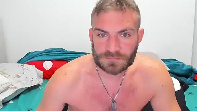 Snapshot of 10in_deluxe chatting on December 18, 2024, 8:42 am 10in deluxe online show from December 18, 2024, 8:42 am