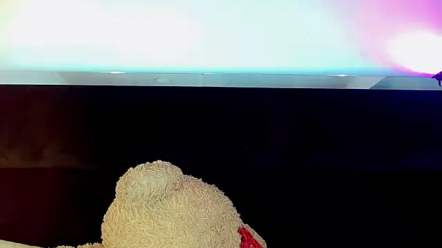 Snapshot of CoralineSweett chatting on October 7, 2025, 2:42 am CoralineSweett online show from October 7, 2025, 2:42 am