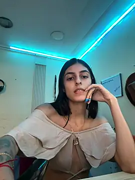 cristel 17 online show from December 1, 2024, 9:37 pm