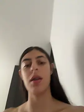 Snapshot of cristel_17 chatting on March 23, 2026, 3:38 pm cristel 17 online show from March 23, 2026, 3:38 pm