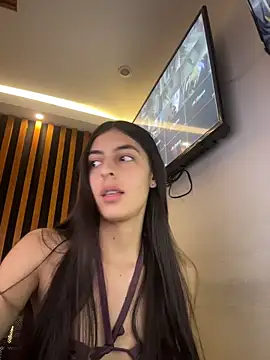 Snapshot of cristel_17 chatting on April 12, 2026, 11:21 pm cristel 17 online show from April 12, 2026, 11:21 pm