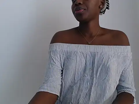 black   ghodess online show from September 17, 2025, 7:43 am