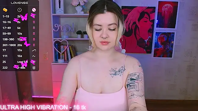 cutie mili online show from March 2, 2025, 9:42 am