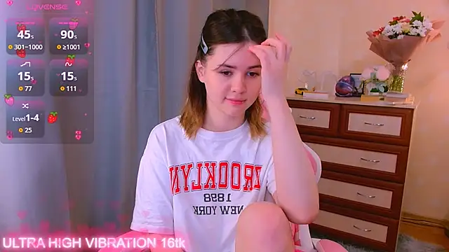 cutie mili online show from October 10, 2025, 6:34 am