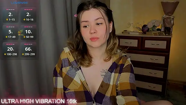 cutie mili online show from March 16, 2026, 8:18 am