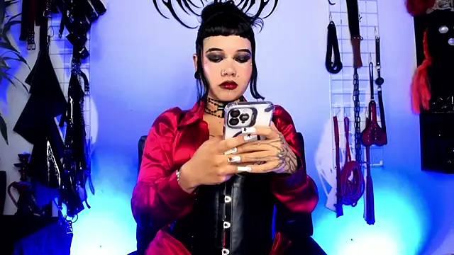 Snapshot of irregular_fetish_ chatting on July 24, 2026, 9:35 pm irregular fetish online show from July 24, 2026, 9:35 pm