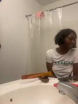 Snapshot of Atlantalitty chatting on December 24, 2024, 11:22 pm Atlantalitty online show from December 24, 2024, 11:22 pm