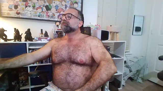 Snapshot of chainjulious chatting on November 20, 2025, 1:11 pm chainjulious online show from November 20, 2025, 1:11 pm