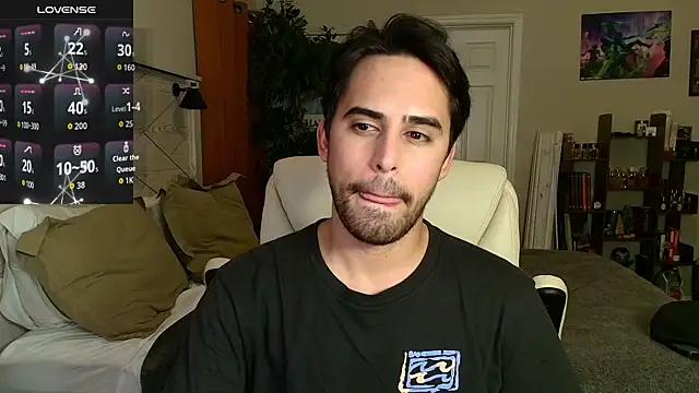 Snapshot of thonylewys chatting on July 4, 2026, 11:00 pm thonylewys online show from July 4, 2026, 11:00 pm