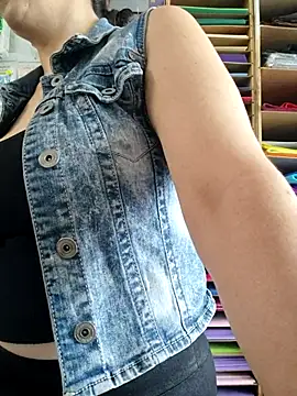 Mia Novikov online show from September 18, 2025, 7:16 pm