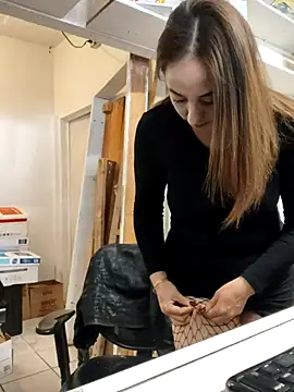 Mia Novikov online show from December 2, 2025, 5:41 pm