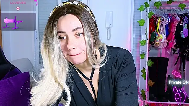 Tawny cox online show from January 11, 2025, 12:50 pm