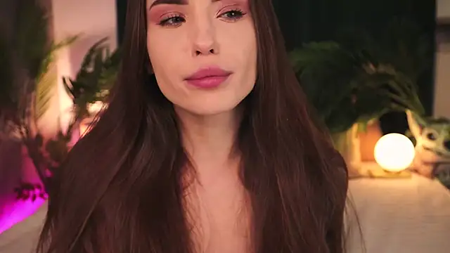 BabyYoda- online show from March 12, 2025, 5:13 am