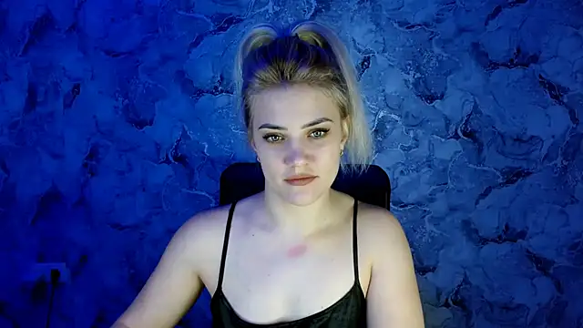 Snapshot of nika_gold1 chatting on December 8, 2024, 7:00 pm nika gold1 online show from December 8, 2024, 7:00 pm