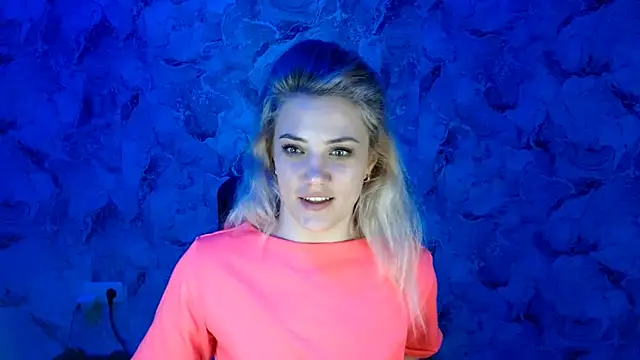 Snapshot of nika_gold1 chatting on February 10, 2025, 10:51 pm nika gold1 online show from February 10, 2025, 10:51 pm