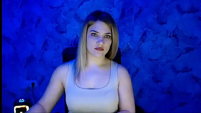 Snapshot of nika_gold1 chatting on March 6, 2026, 10:56 am nika gold1 online show from March 6, 2026, 10:56 am