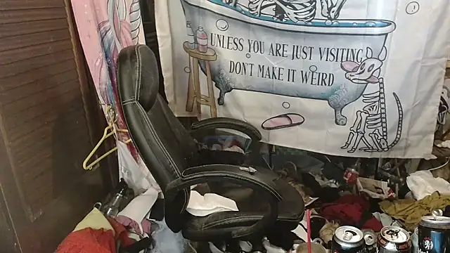 Ombeline1 online show from February 6, 2026, 9:12 am