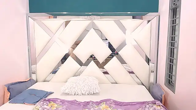 Lizeth Bels online show from January 18, 2025, 11:11 pm