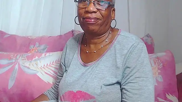 Freakyassnwildx online show from February 13, 2026, 7:48 am