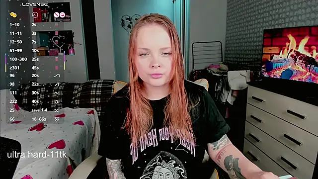 flower sarah  online show from June 13, 2026, 9:46 pm