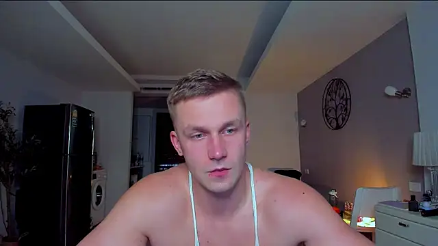 Snapshot of Samuel_Andrew chatting on June 16, 2026, 3:20 am Samuel Andrew online show from June 16, 2026, 3:20 am