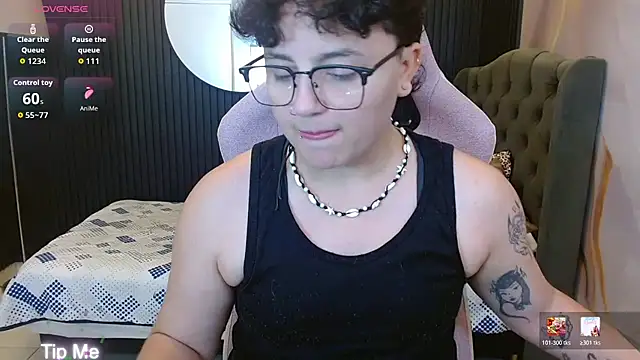 Snapshot of isabeautyx19 chatting on June 11, 2026, 1:38 am isabeautyx19 online show from June 11, 2026, 1:38 am