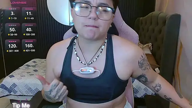 Snapshot of isabeautyx19 chatting on June 11, 2026, 2:53 am isabeautyx19 online show from June 11, 2026, 2:53 am