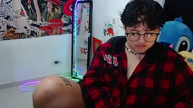 isabeautyx19 online show from July 5, 2026, 1:34 am