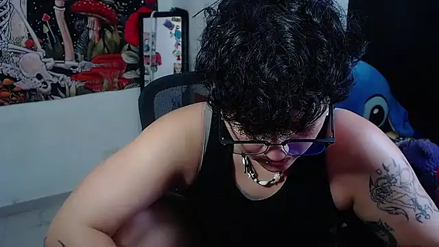 isabeautyx19 online show from July 8, 2026, 8:35 pm