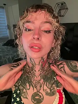 Snapshot of Bonnie_vega chatting on June 3, 2026, 8:47 pm Bonnie vega online show from June 3, 2026, 8:47 pm
