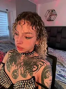 Snapshot of Bonnie_vega chatting on June 11, 2026, 10:08 pm Bonnie vega online show from June 11, 2026, 10:08 pm