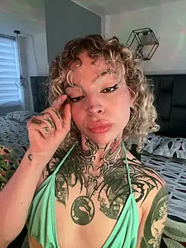 Snapshot of Bonnie_vega chatting on July 8, 2026, 10:25 pm Bonnie vega online show from July 8, 2026, 10:25 pm