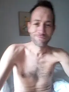 Snapshot of WillyWhiteBoy chatting on July 22, 2026, 7:11 am WillyWhiteBoy online show from July 22, 2026, 7:11 am
