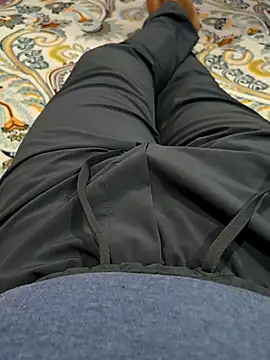 Snapshot of ak007_desire chatting on December 2, 2025, 4:13 pm ak007 desire online show from December 2, 2025, 4:13 pm