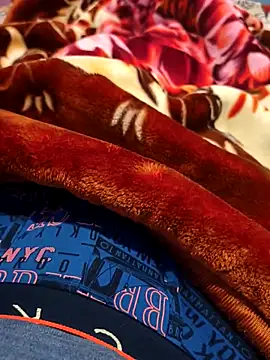 Snapshot of ak007_desire chatting on January 5, 2026, 6:11 pm ak007 desire online show from January 5, 2026, 6:11 pm