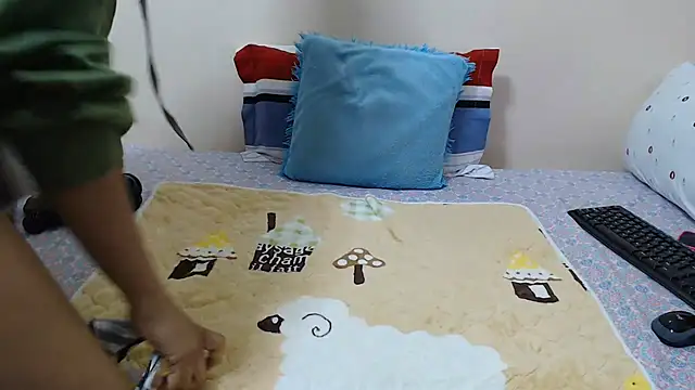 Snapshot of Marina_sea chatting on May 30, 2026, 12:13 pm Marina sea online show from May 30, 2026, 12:13 pm