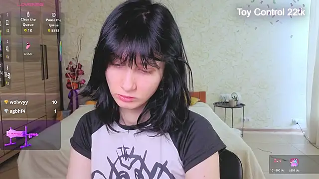 Snapshot of JulisSweet chatting on June 28, 2026, 7:03 am JulisSweet online show from June 28, 2026, 7:03 am