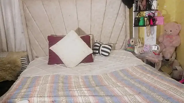 pyt liyah online show from March 7, 2026, 4:53 am