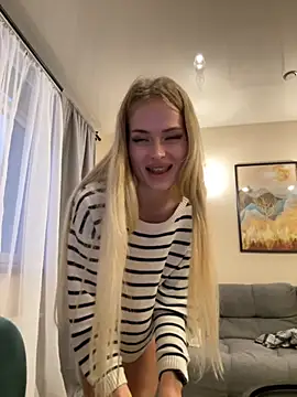 Snapshot of Vladamais chatting on September 23, 2025, 4:10 pm Vladamais online show from September 23, 2025, 4:10 pm