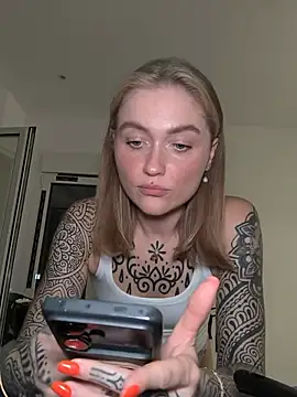 Goldloeckchen159 online show from July 9, 2026, 7:40 pm