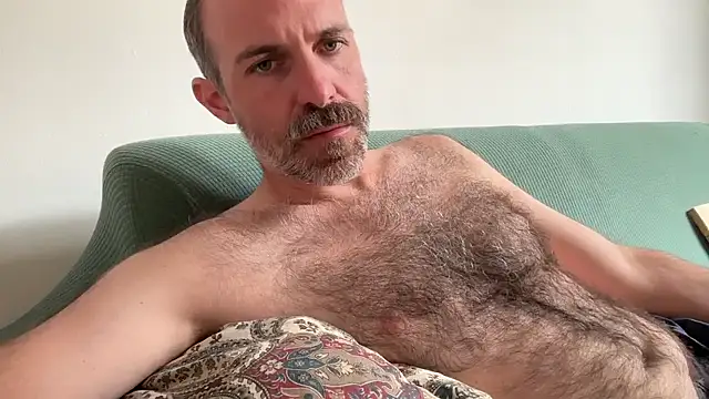 Snapshot of Brianjonest chatting on July 18, 2026, 1:04 pm Brianjonest online show from July 18, 2026, 1:04 pm