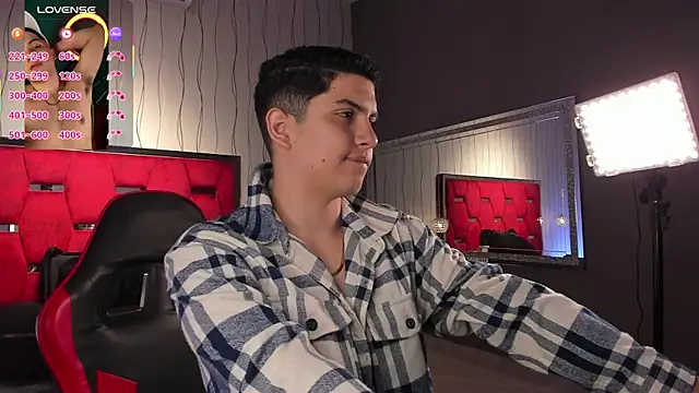 Brat  online show from December 22, 2025, 5:04 am