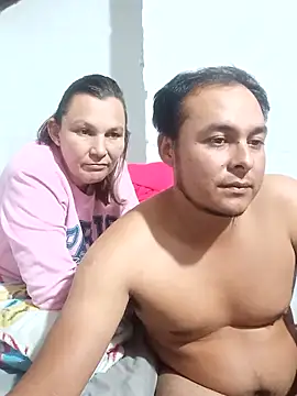 Snapshot of piton77 chatting on December 31, 2024, 12:54 am piton77 online show from December 31, 2024, 12:54 am