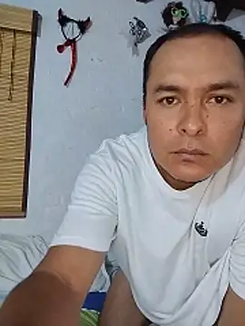 Snapshot of piton77 chatting on June 10, 2026, 9:30 am piton77 online show from June 10, 2026, 9:30 am